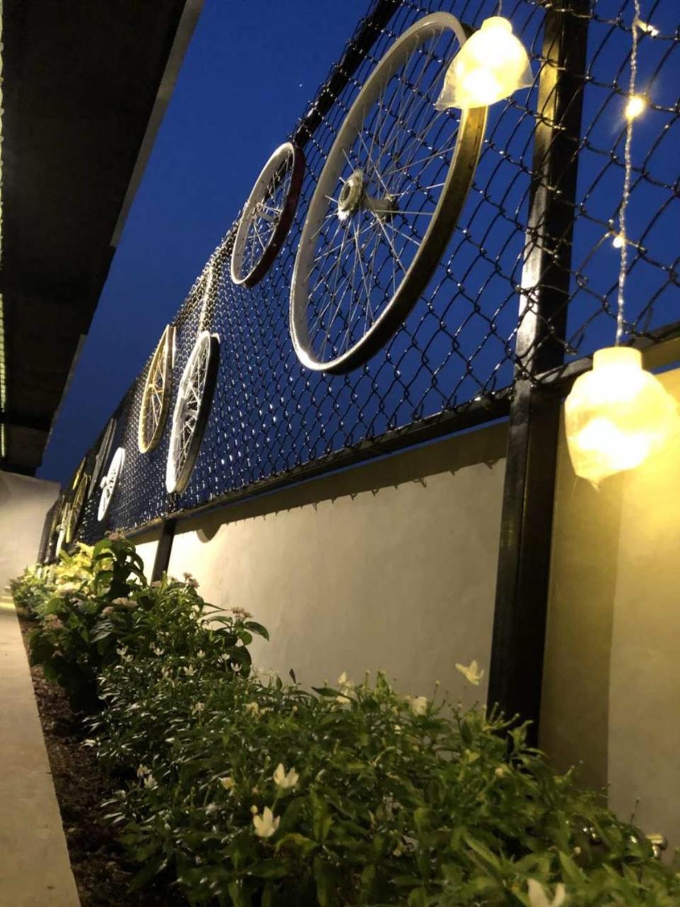 Mustika Gajah Mada Hotel Jakarta Exteriör bild