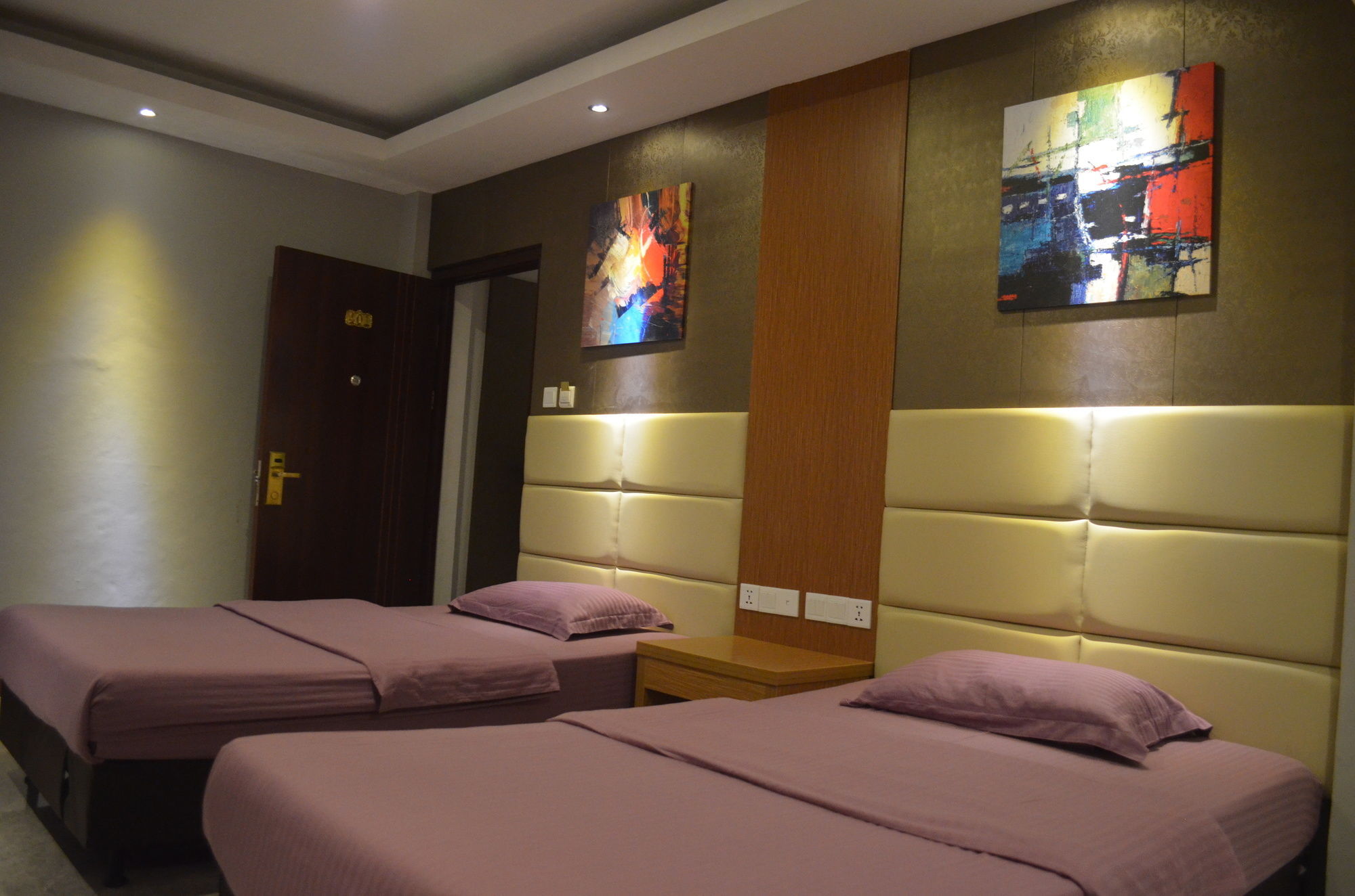 Mustika Gajah Mada Hotel Jakarta Exteriör bild